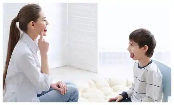 适龄儿童说话晚?或许存在大隐患!