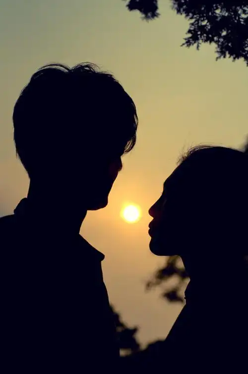 东北大学 情侣照