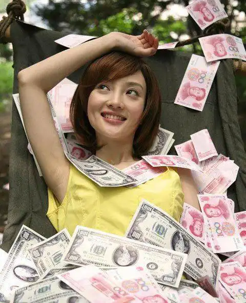 【默认专辑】老王搞事土豪狂甩万现金,拜金女立马就脱了