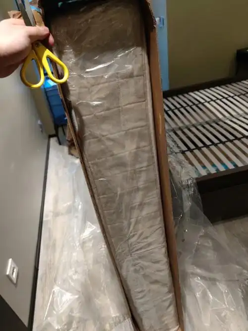 拆封宜家毛松德床垫