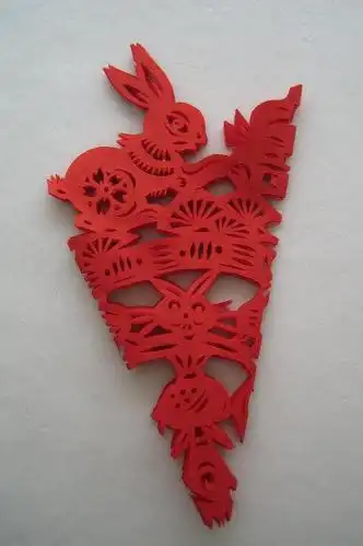 8折剪纸团花复杂的图案