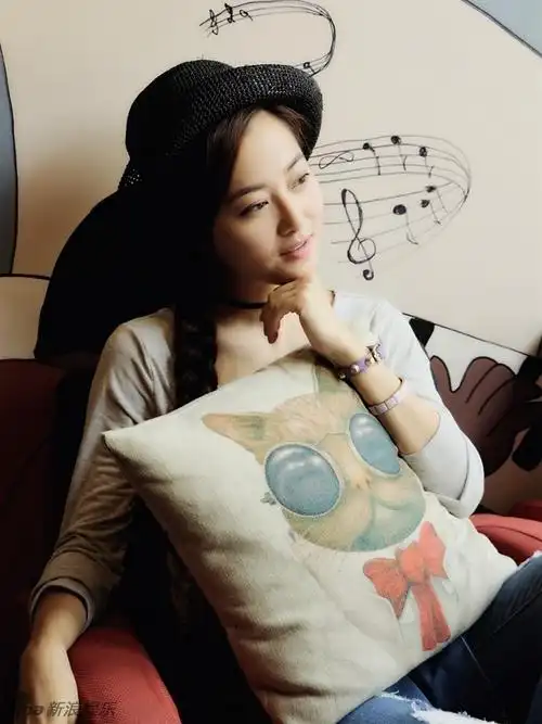 09:31:09 猜你喜欢 5 / 7 新浪娱乐讯 近日,台湾地区人气演员赵小侨