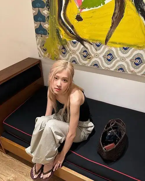 rose朴彩英_blackpink