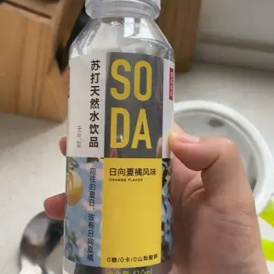 农夫山泉苏打天然水饮品-柠檬味1*15*410ml-纸箱装