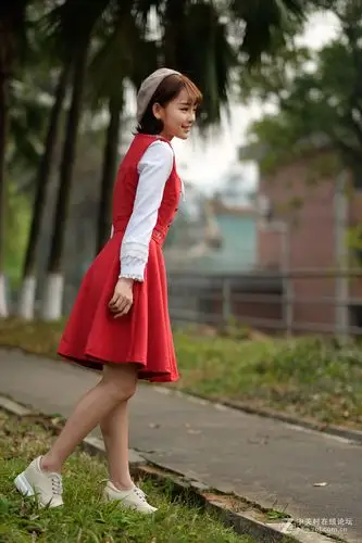 1辑全身人像女生丹婷