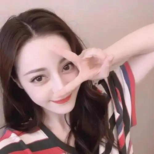 人间美女热巴头像dlrbayyds