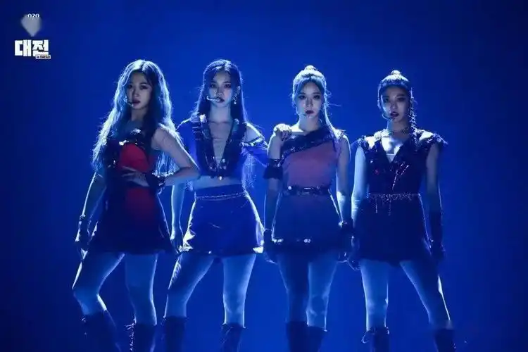 像朝鲜王朝时期的女战士被网友们批评的sm女团造型师