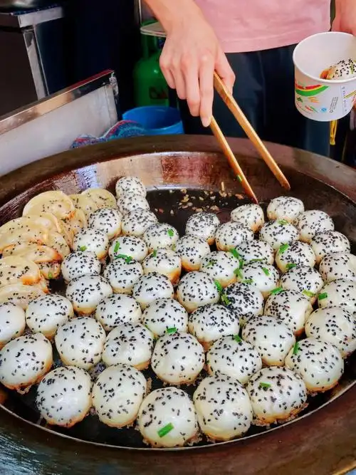 烟台南洪街冯记生煎真滴好吃一口爆汁60