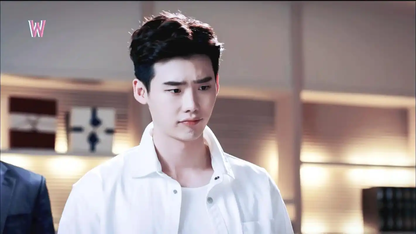 《w两个世界》李钟硕帅气剧照图片桌面壁纸