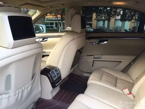 奔驰s360l30手自一体黑