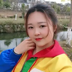 哈喽,大家好呀 我是一名来抖音创业的农村宝妈 也是一名带货主播 我的