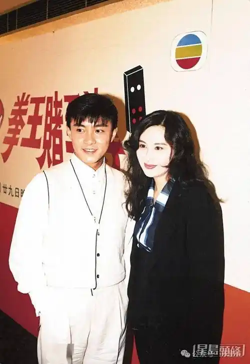 江欣燕自曝曾带初恋张卫健回家藏在柜子里父亲发现后大怒