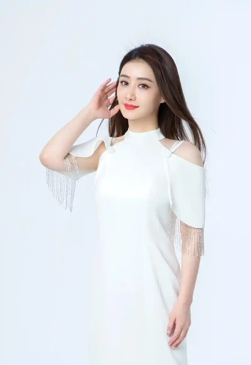 原创46岁陈德容近照曝光露香肩秀蚂蚁腰与富豪离婚后一度爆肥认不出