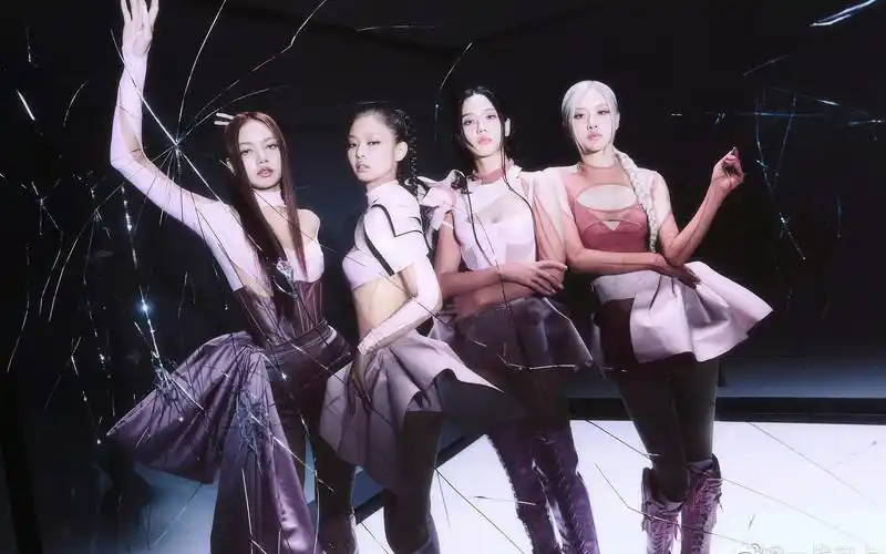 【blackpink】双生姐妹团燃情开麦为pink venom打榜_哔哩哔哩