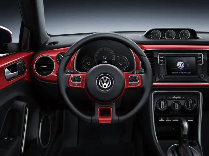 一份来自甲壳虫黑曜石系列特别版的爱情宣言