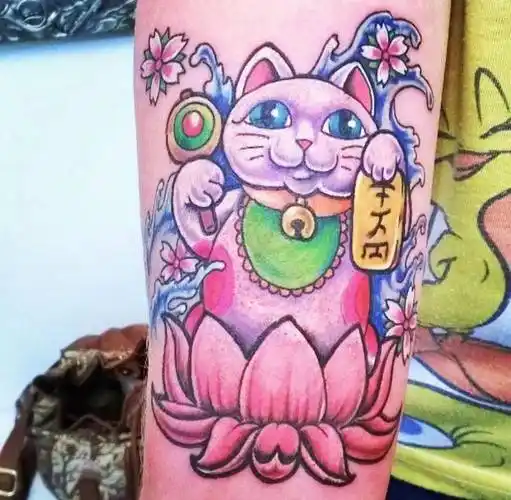 能给你带来财运的招财猫纹身