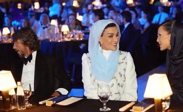 中东武则天莫扎为复仇嫁仇人之子现将卡塔尔王朝踩在脚下