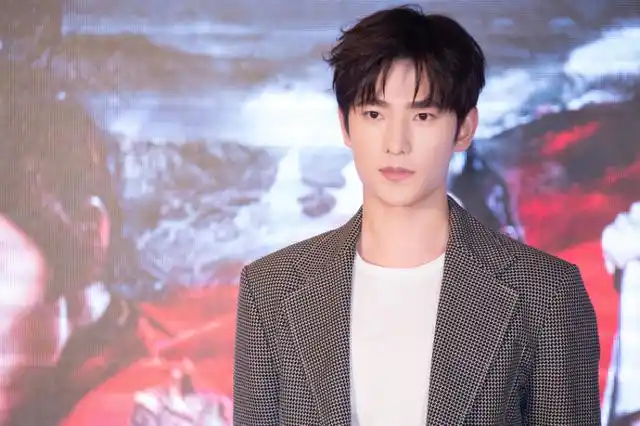 中国最帅的男明星,各个都有千万的"小谜妹",你最喜欢谁