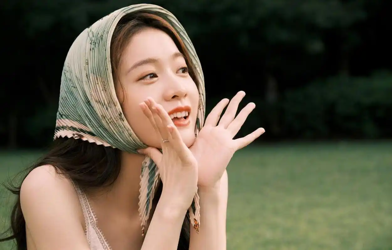 清纯可爱,甜美迷人的#张雪迎# 雪肤玉貌,青春靓丽,冰清玉洁,亭亭玉立