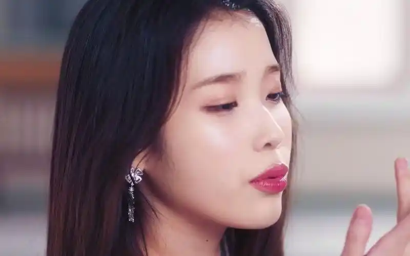 iu的新歌lilac4k版太好听了