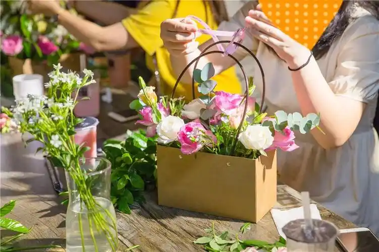 春天免费插花体验|"花漾·邂逅"插花diy手工体验聚会交友休闲娱乐活动