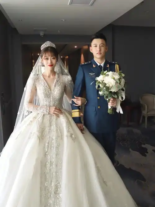 高颜值新郎新娘78老公像黄景瑜78精致新娘妆