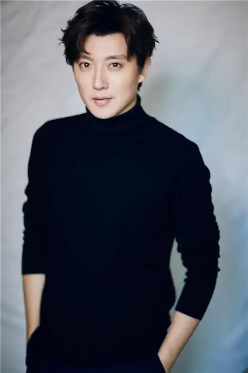 精英魅力!姚远西装诠释绅士时尚