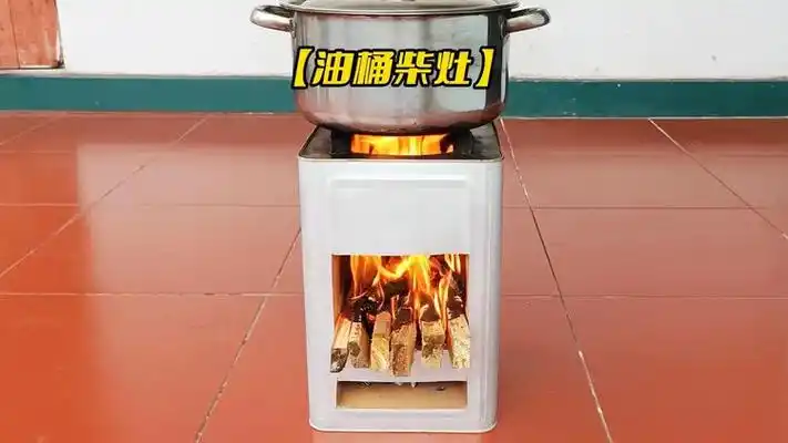 小伙竟然用油漆桶制作了一款漂亮柴火灶 简单实用