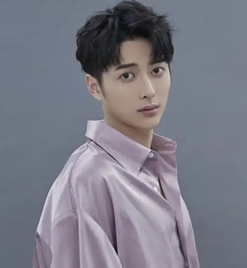 还是北电研究生毕业,参加过快男|韩承羽|应昊茗|韩栋|朴海镇_网易订阅