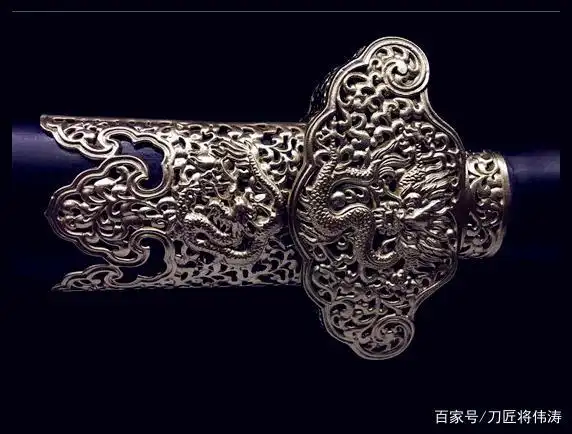 「鉴赏」乾隆皇帝御用佩剑-百炼钢