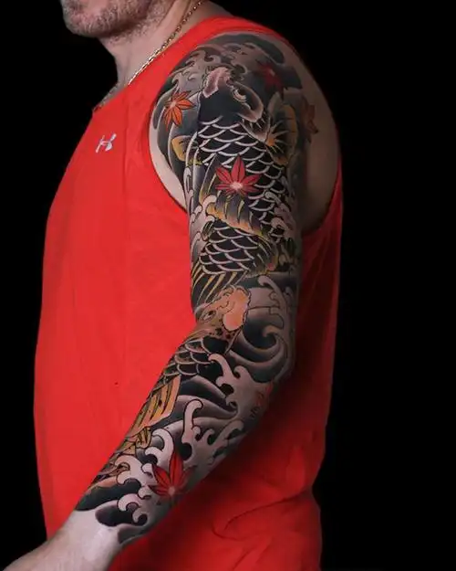 花臂鲤鱼纹身图案