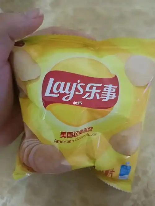 跑了好多家终于给我找到迷你版乐事薯片