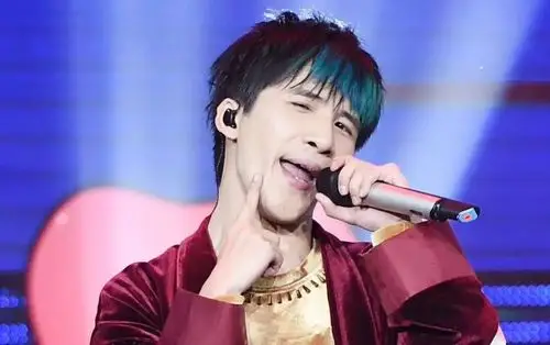 大张伟:我想过死,但放弃理想后,活得轻松多了