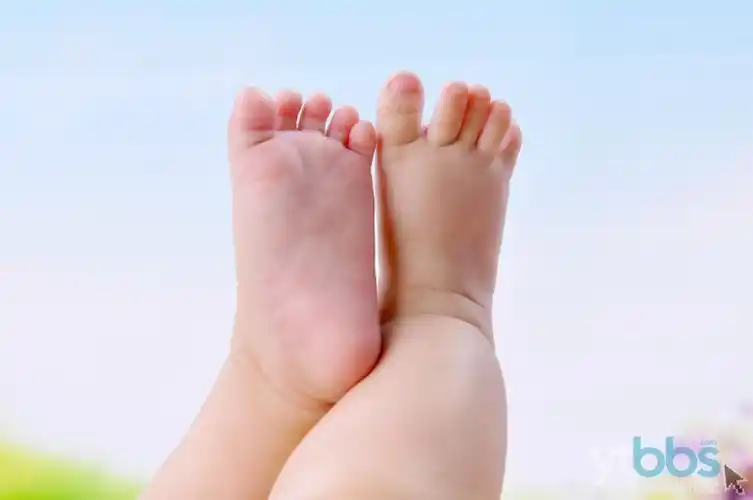 想拍就晒:脚么丫子开大会咯——晒晒娃娃的小脚丫