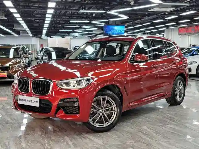 广州2020年4月宝马宝马x32020款xdrive28im运动套装红色手动挡