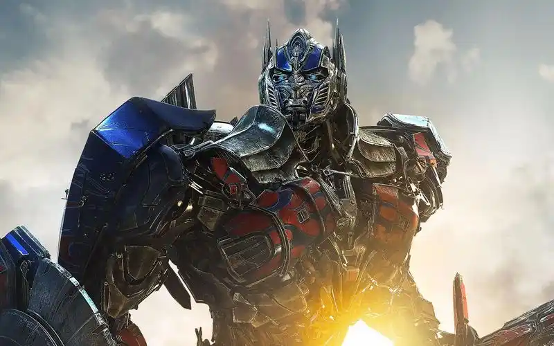 变形金刚4果然骑龙的擎天柱是最帅的