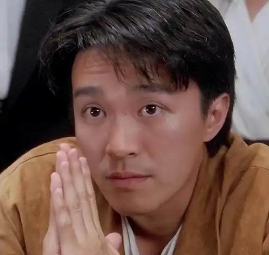 52岁朱茵现状:住深山残屋,开97年破车!活成娱乐圈的"笑话"