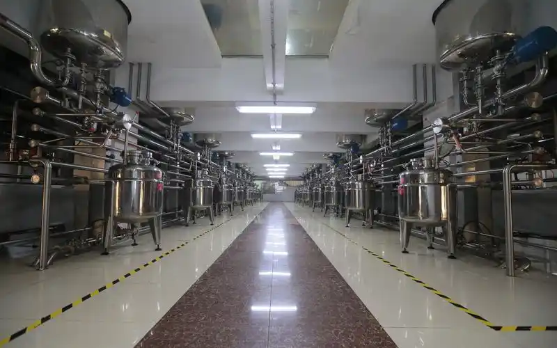 身边的国货国台酒秉持传统技艺探索智能酿造