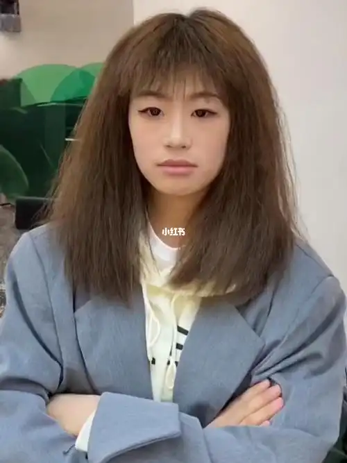 一款脸型百搭的发型#郑州发型设计  #郑州染发  #沙发  #郑州发型设计