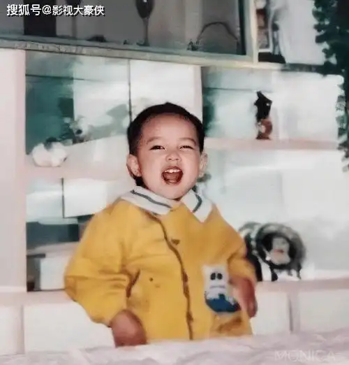 肖战童年旧照流出,高个子从小c位出道,网友:难怪现在这么帅_照片_偶像