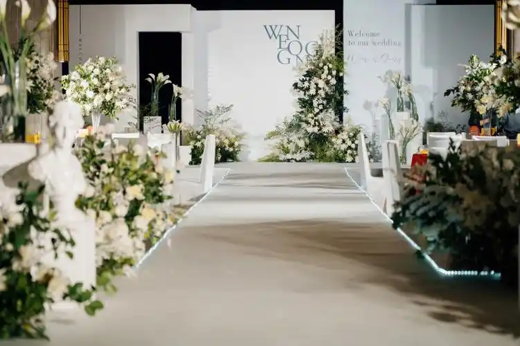 简约室内白绿小清新婚礼yyds