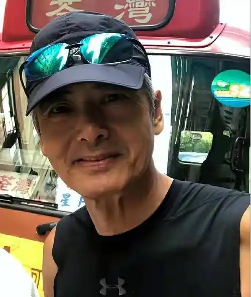 67岁周润发老态明显!