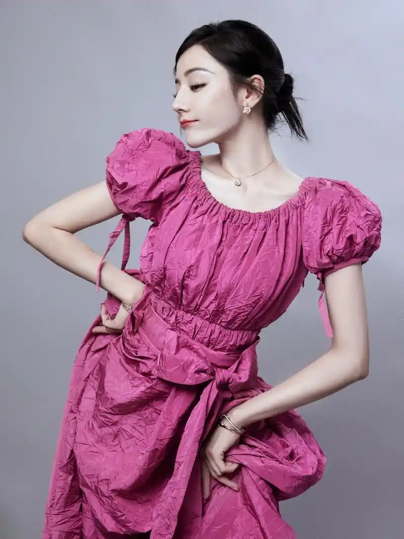 迪丽热巴这组照片好美啊!精修 - 抖音