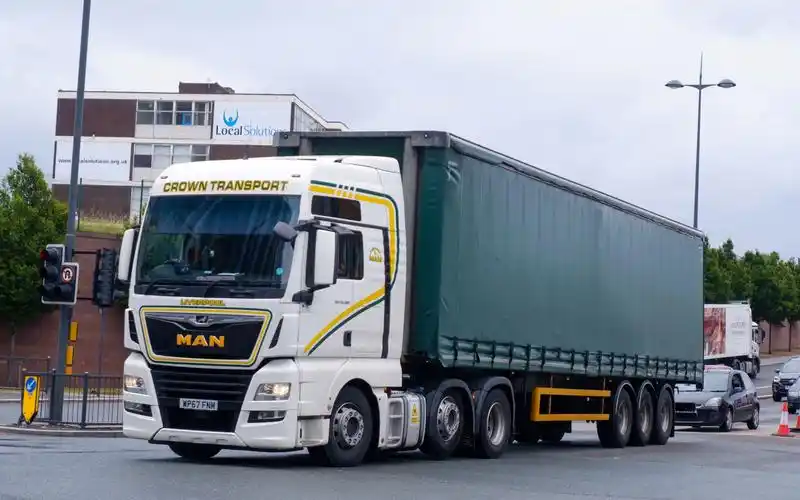 【实拍】man卡车过弯合集—精准的德国工艺