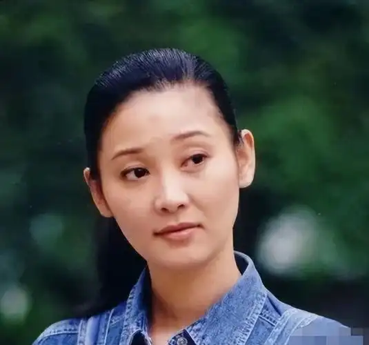 陈坚红个人资料(王志文的富商妻子陈坚红:从认识,结婚,到怀孕,他们