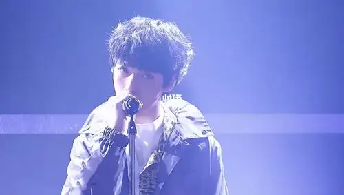 tnt考古壁纸166166严浩翔