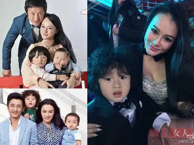 只是两个儿子居然都是照着邹市明的样貌来长~一家四口的合影,冉莹颖真