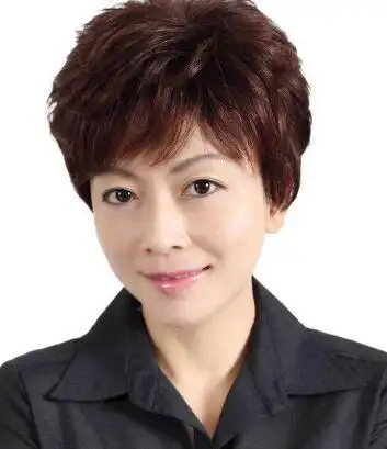 婆婆短发卷发发型图片 减龄还显气质(2)_卷发发型_西子美发网