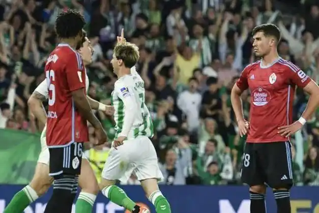 2141欧冠球队大胜送对手13场不胜意甲垫底