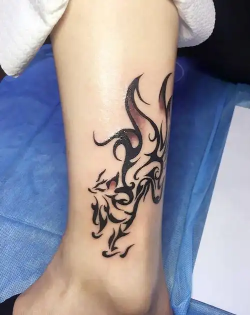 九尾狐纹身图片